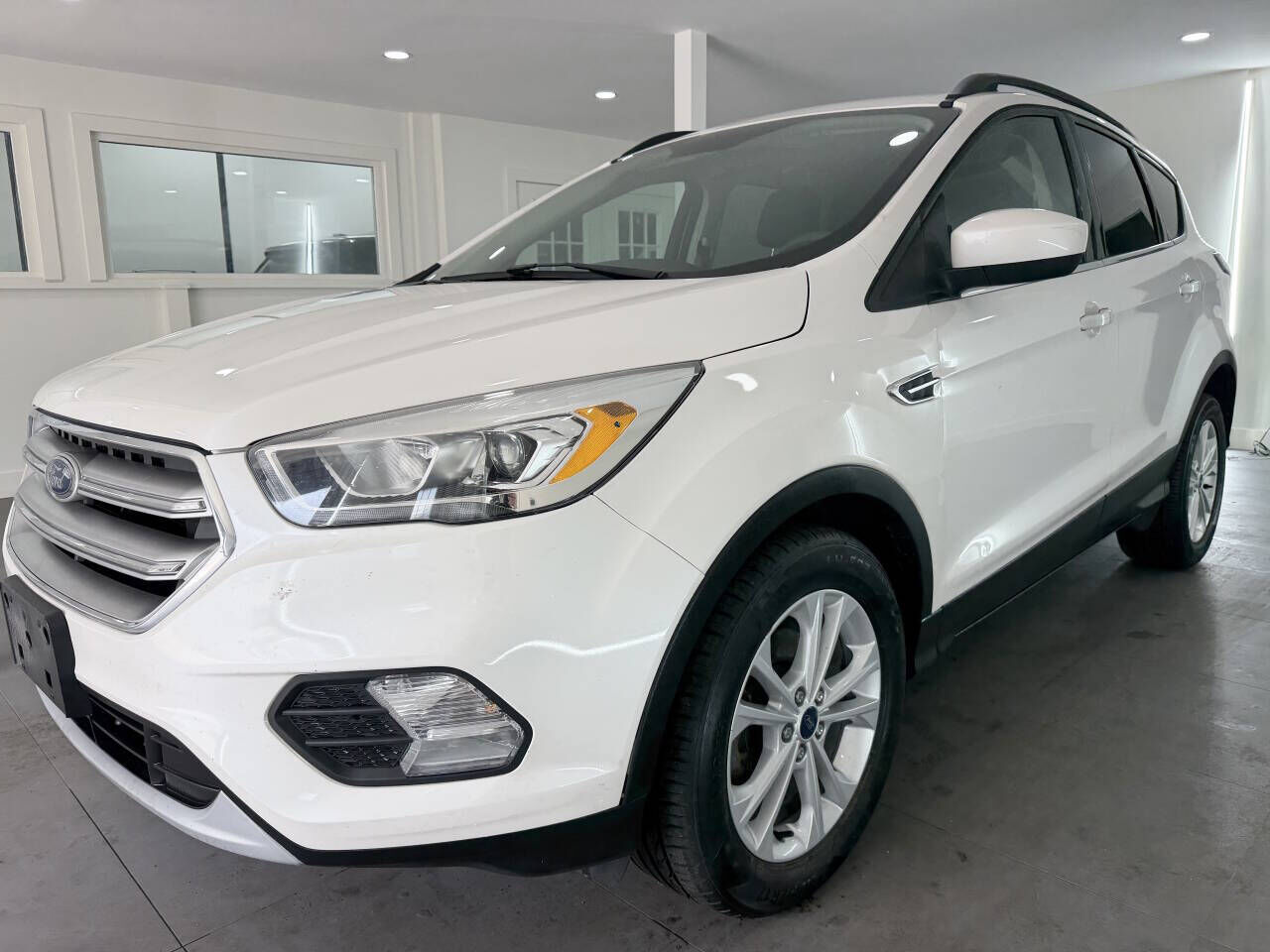 2017 FORD Escape