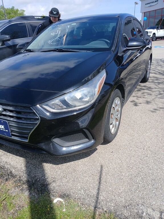 2018 HYUNDAI Accent