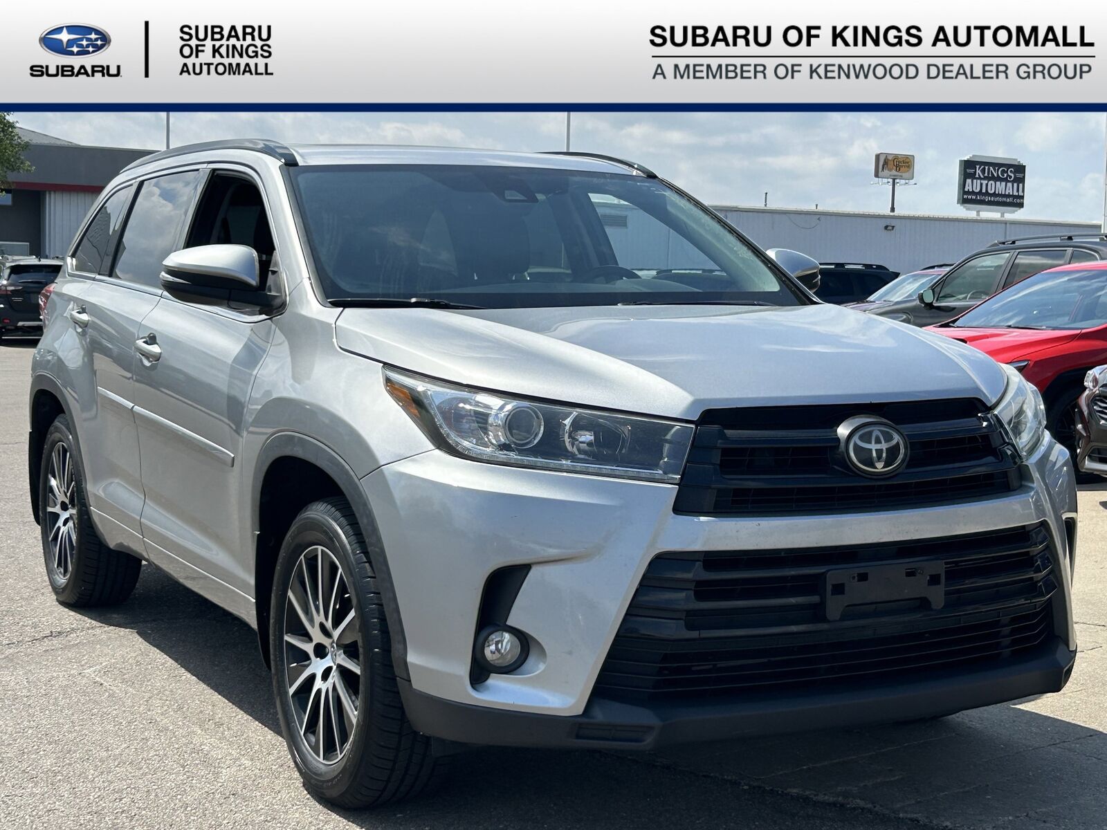 2017 TOYOTA Highlander