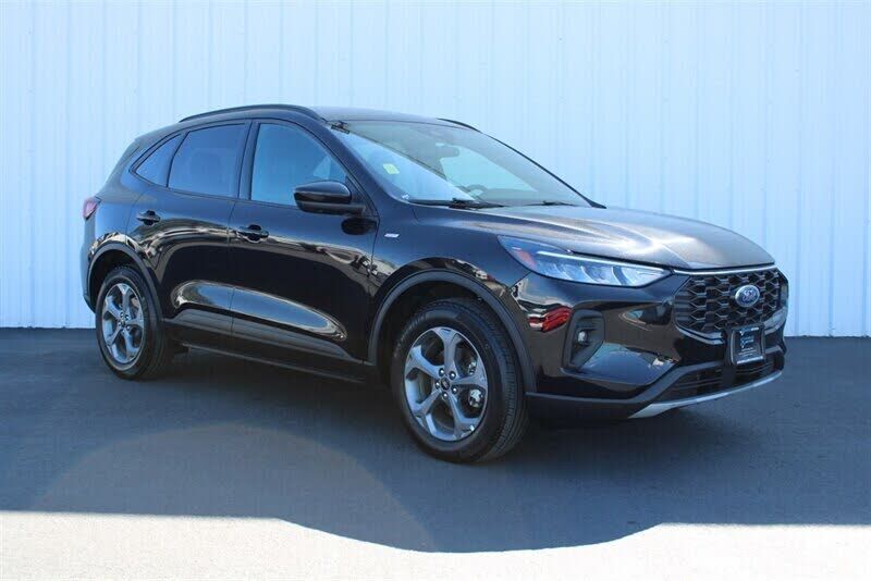 2025 FORD Escape