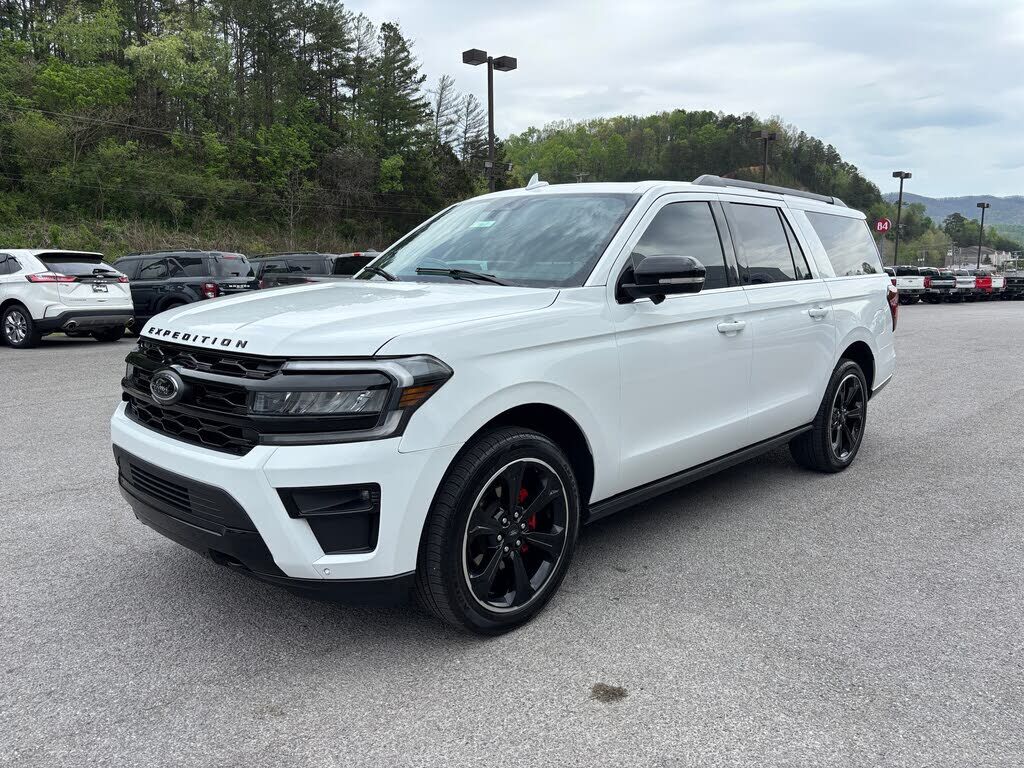 2023 FORD Expedition