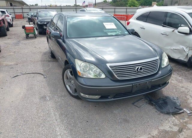 2004 LEXUS LS