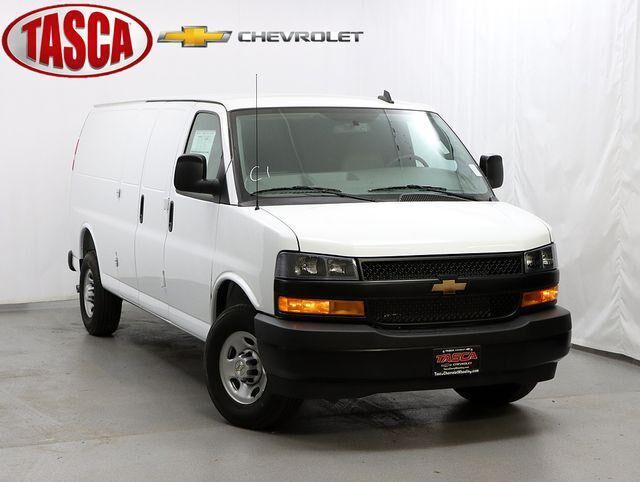 2025 CHEVROLET Express