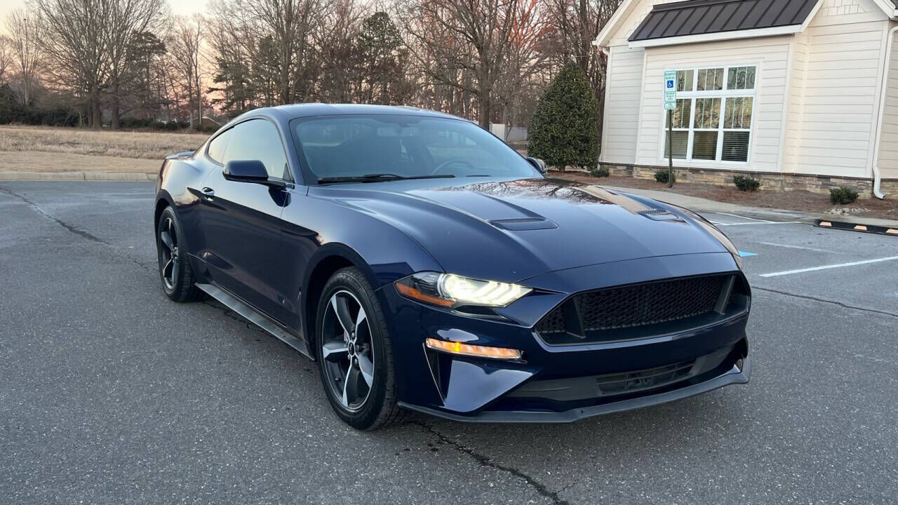2018 FORD Mustang
