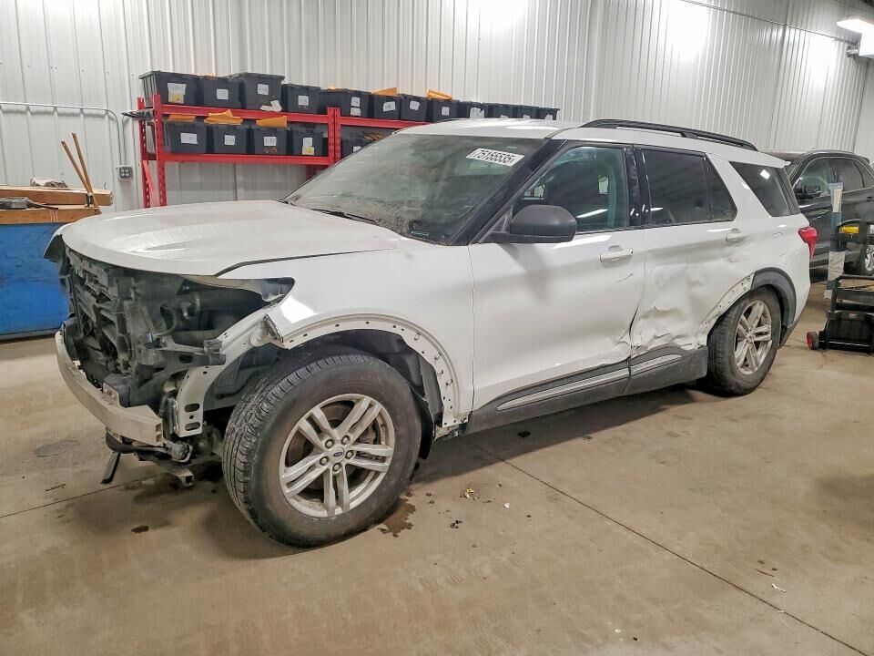 2022 FORD Explorer