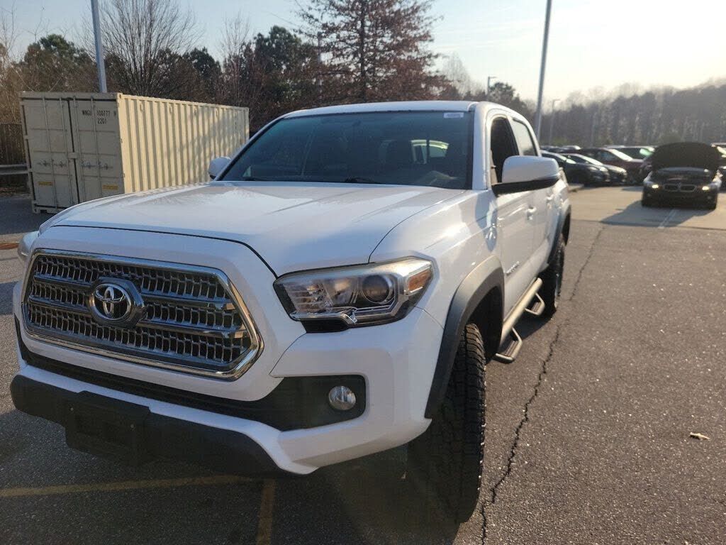 2016 TOYOTA Tacoma
