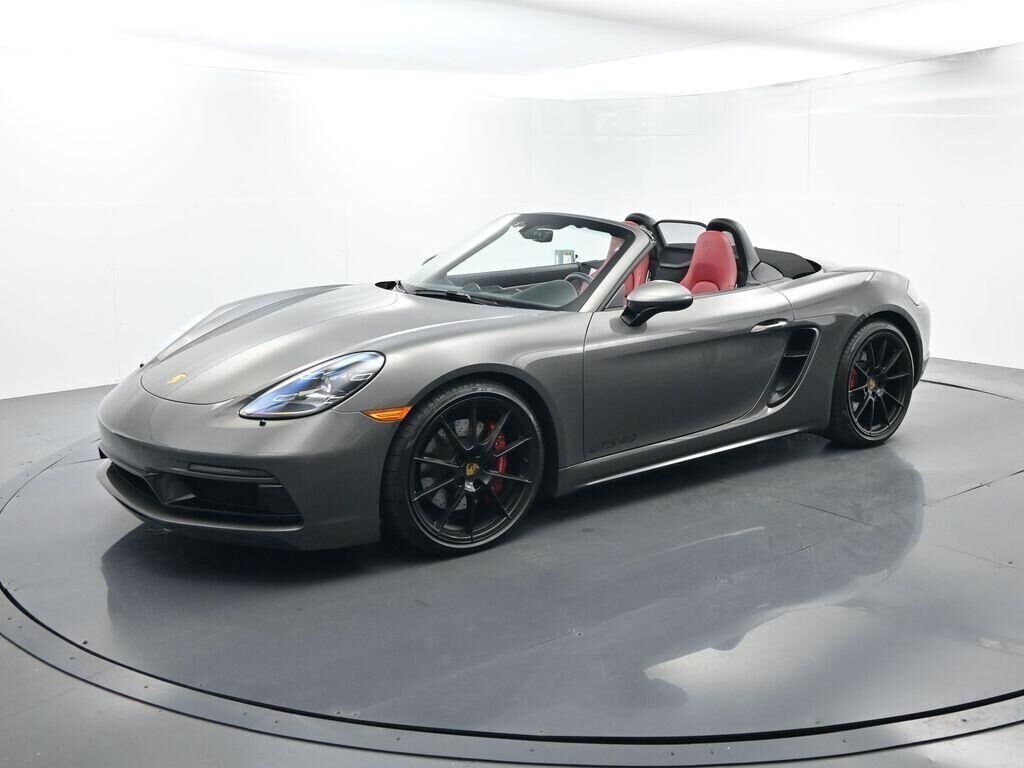 2025 PORSCHE 718