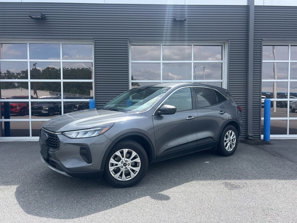 2024 FORD Escape