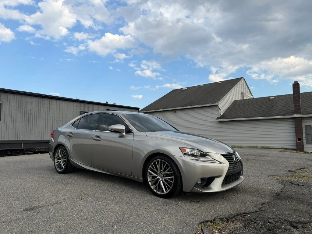 2015 LEXUS IS