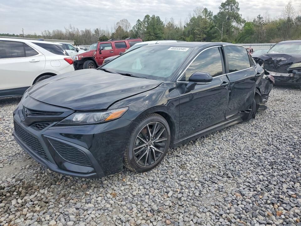 2024 TOYOTA Camry