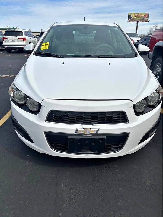 2016 CHEVROLET Sonic