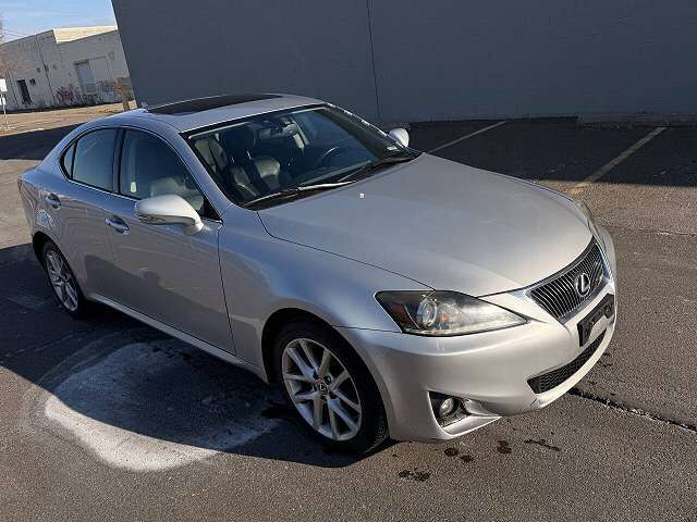 2011 LEXUS IS