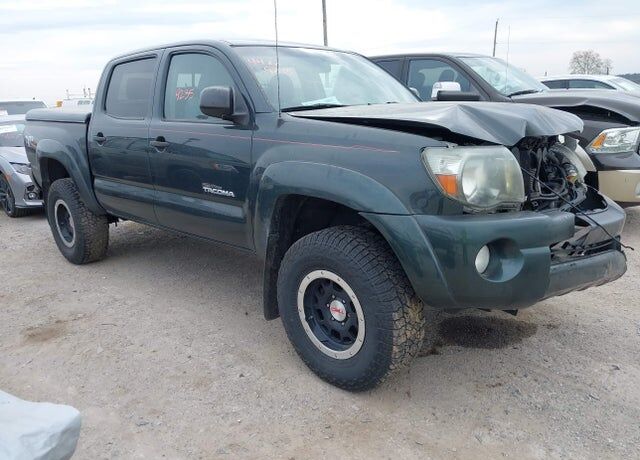 2011 TOYOTA Tacoma