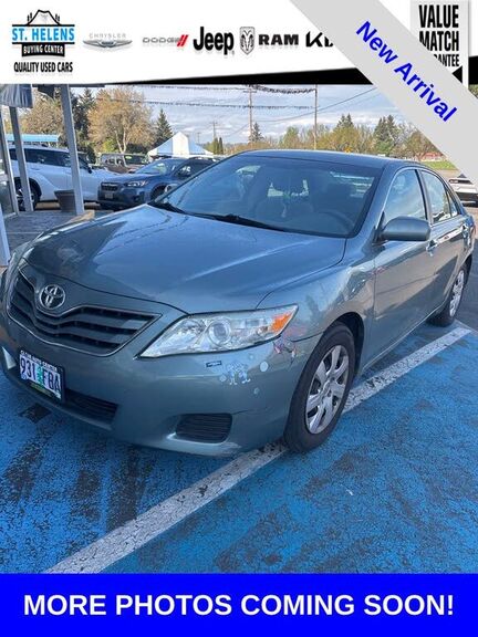 2011 TOYOTA Camry