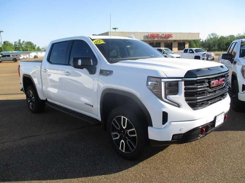 2025 GMC Sierra