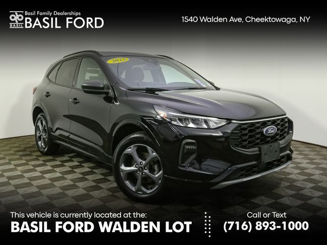 2023 FORD Escape