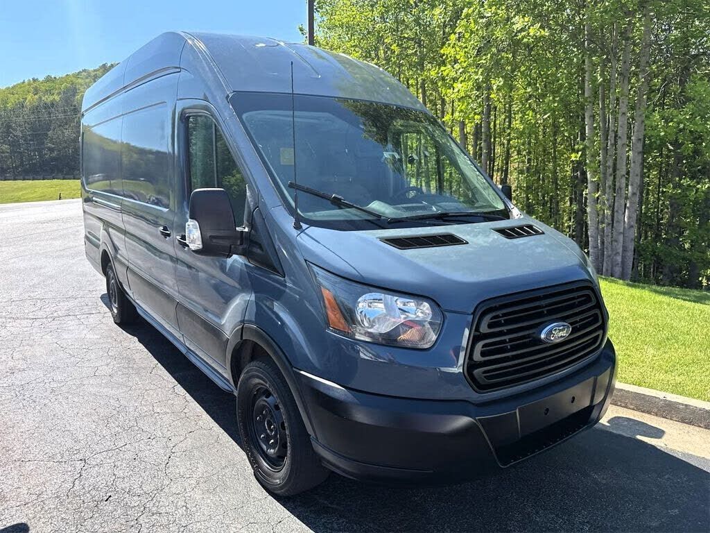 2019 FORD Transit
