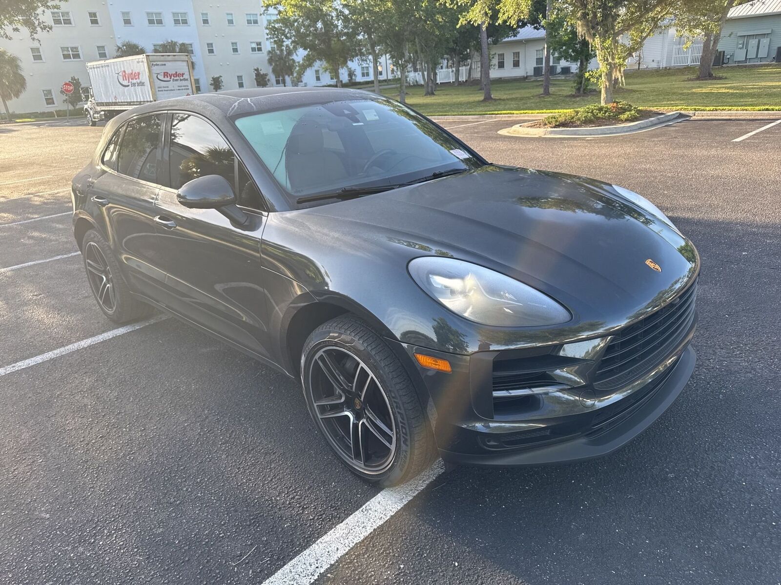 2021 PORSCHE Macan