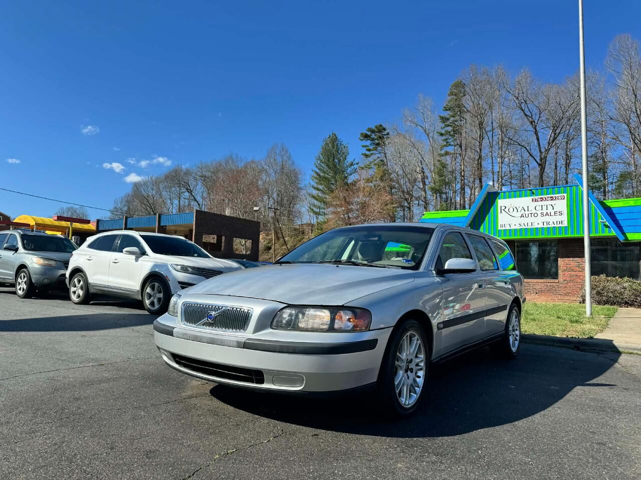 2004 VOLVO V70