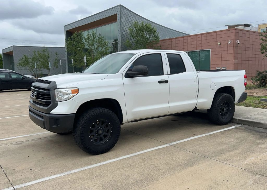 2016 TOYOTA Tundra