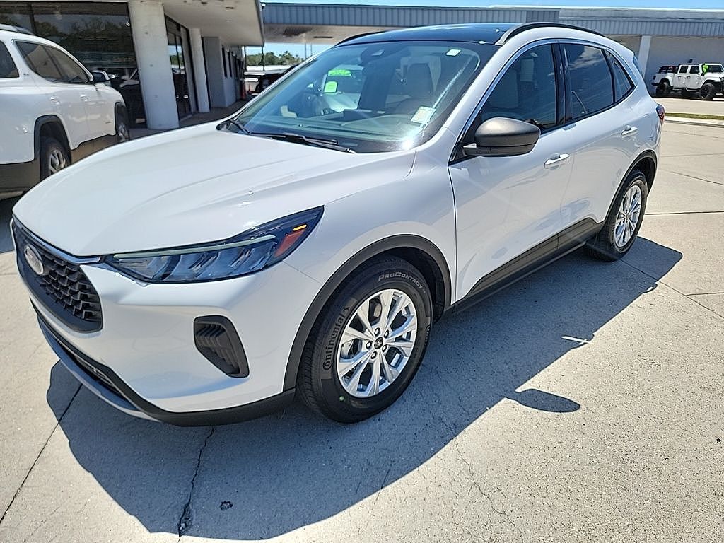 2023 FORD Escape