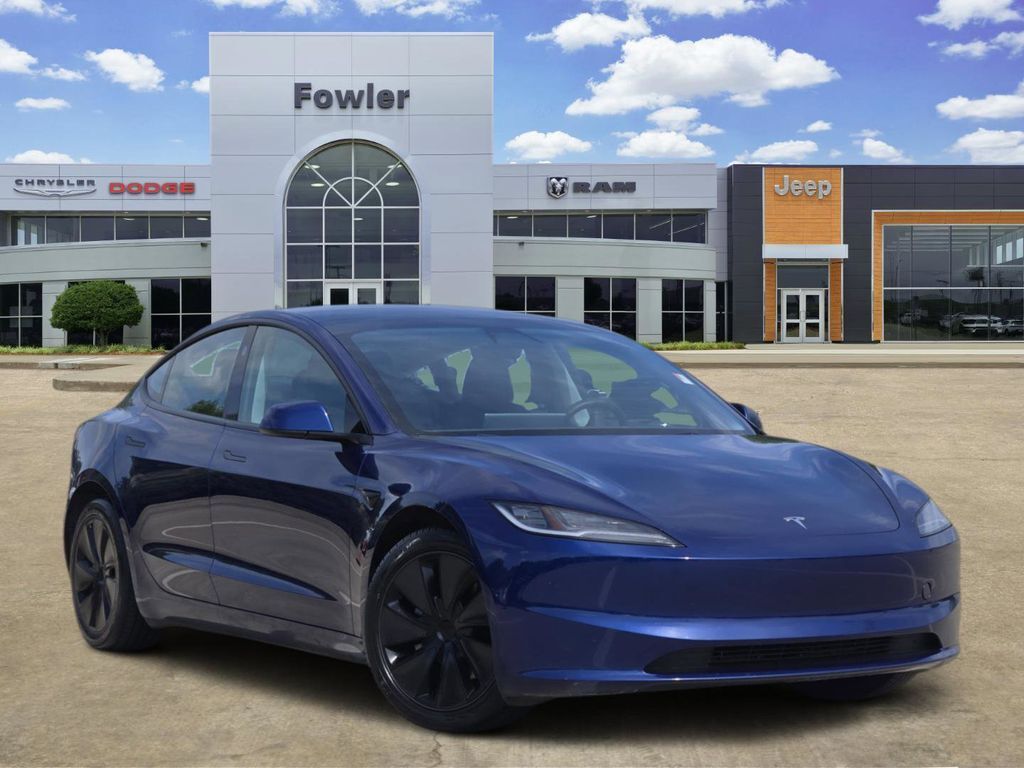2025 TESLA Model 3