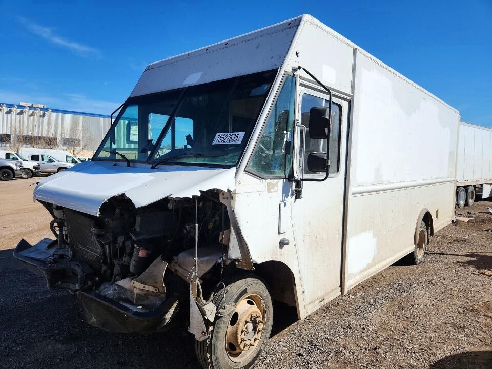 2021 FORD Commercial Chassis