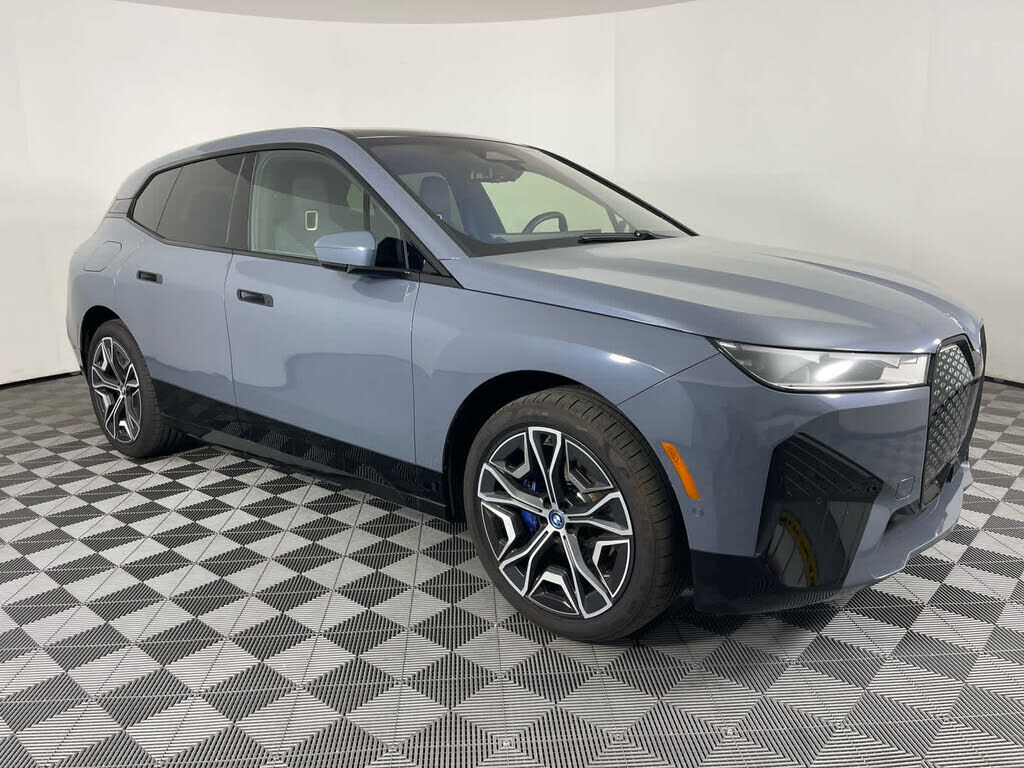 2025 BMW ix