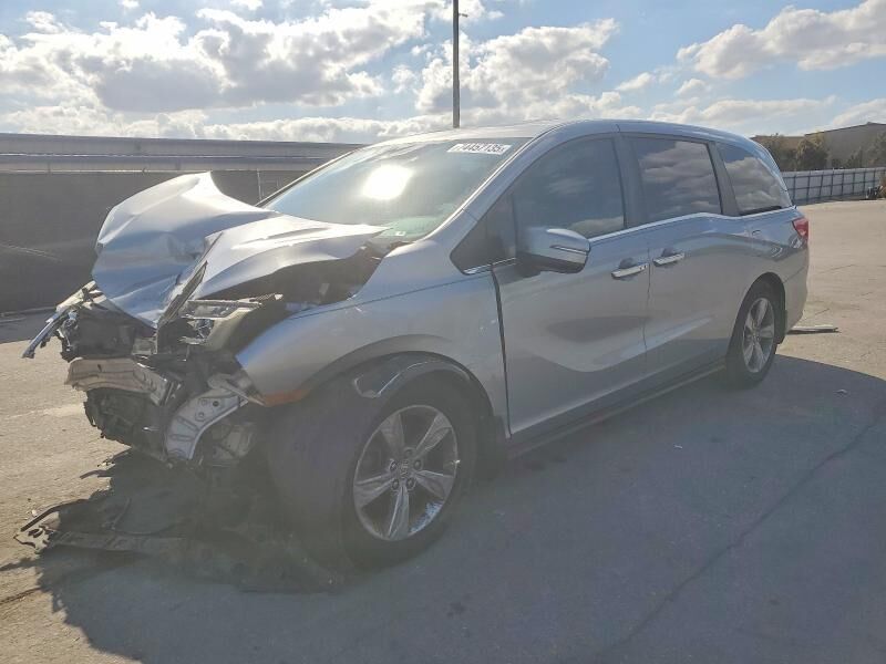 2018 HONDA Odyssey
