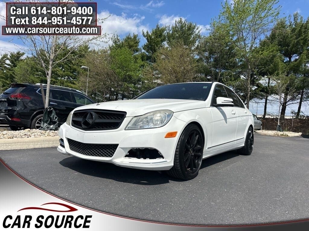 2013 MERCEDES-BENZ C-Class