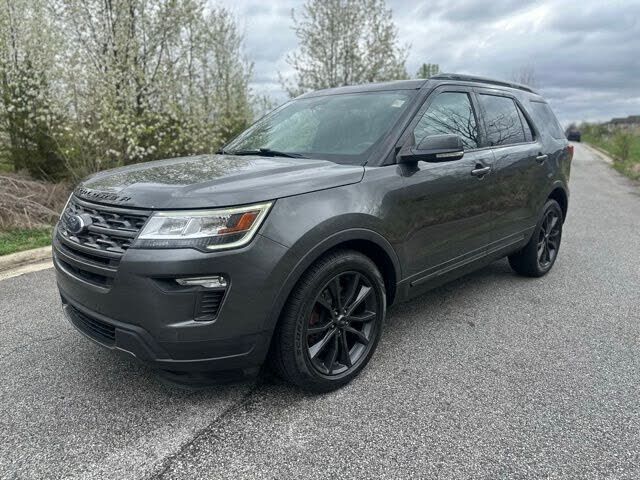 2018 FORD Explorer