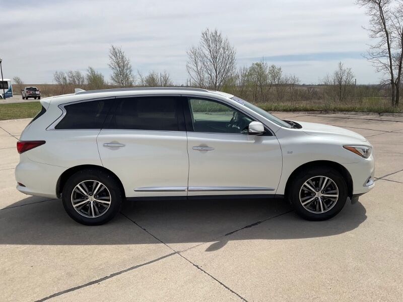2016 INFINITI QX60