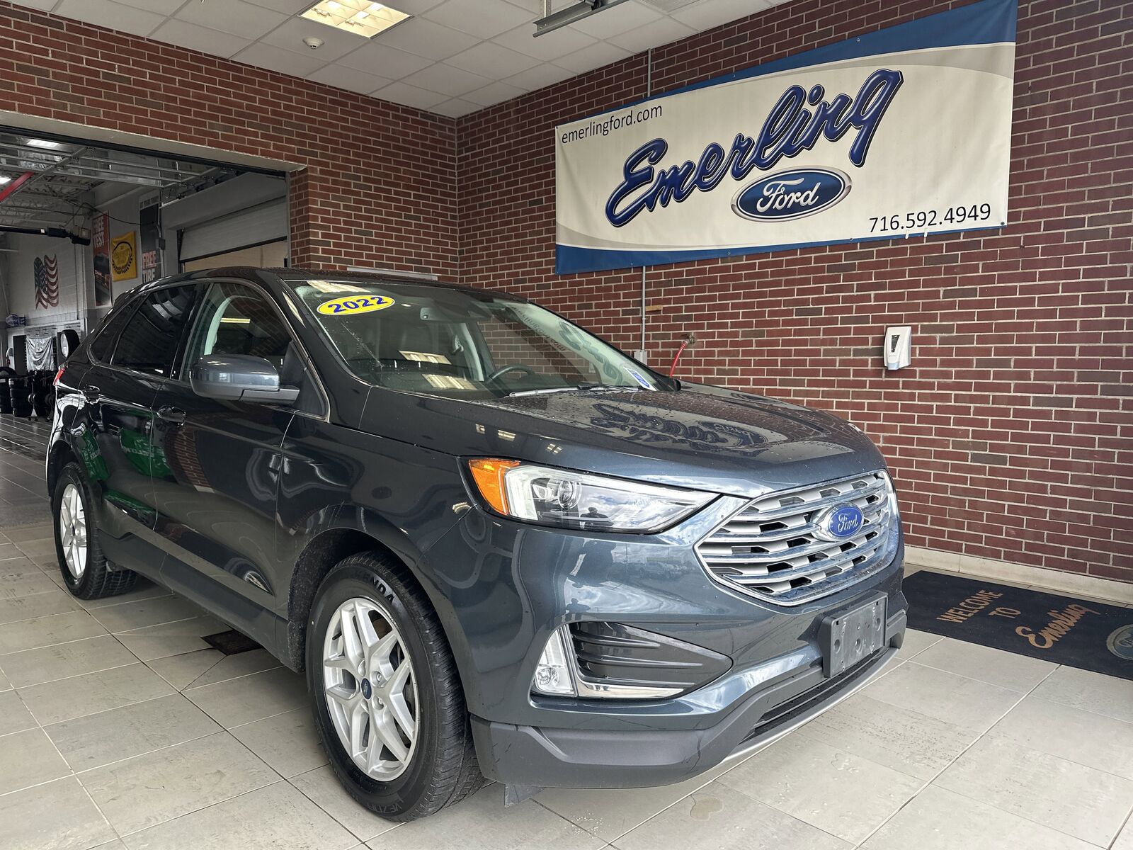 2022 FORD Edge