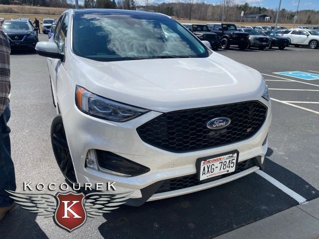 2019 FORD Edge