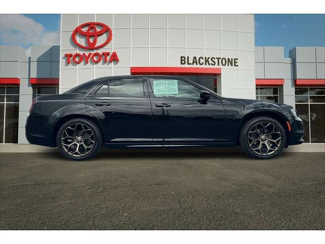 2018 CHRYSLER 300