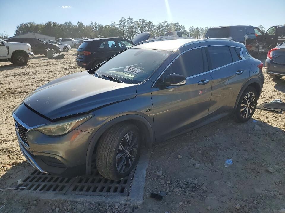 2018 INFINITI QX30