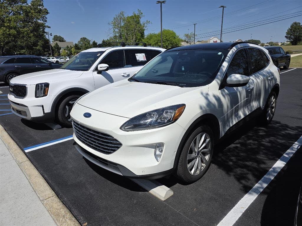 2021 FORD Escape