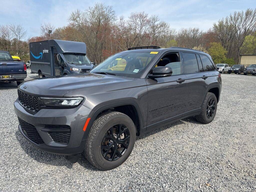 2025 JEEP Grand Cherokee