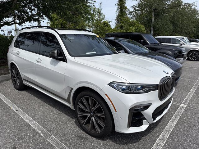 2020 BMW X7