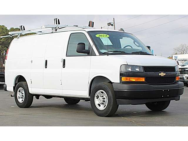 2024 CHEVROLET Express