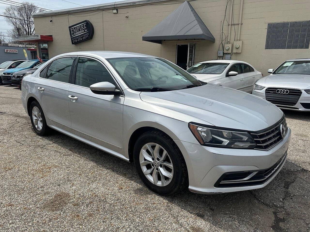 2016 VOLKSWAGEN Passat