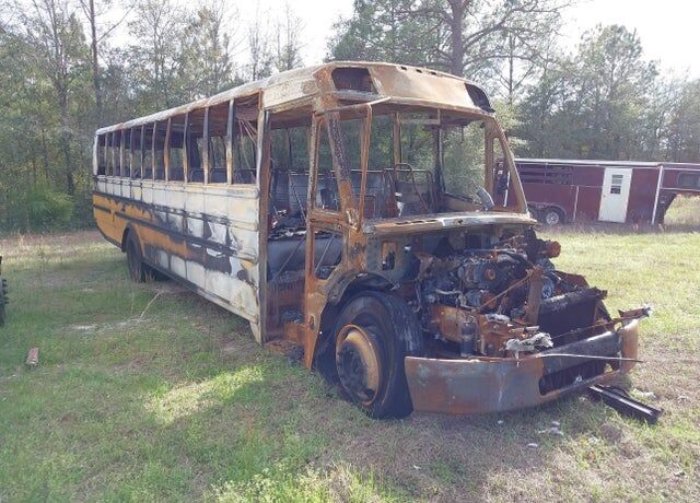 2011 FREIGHTLINER B2 Bus Chassis