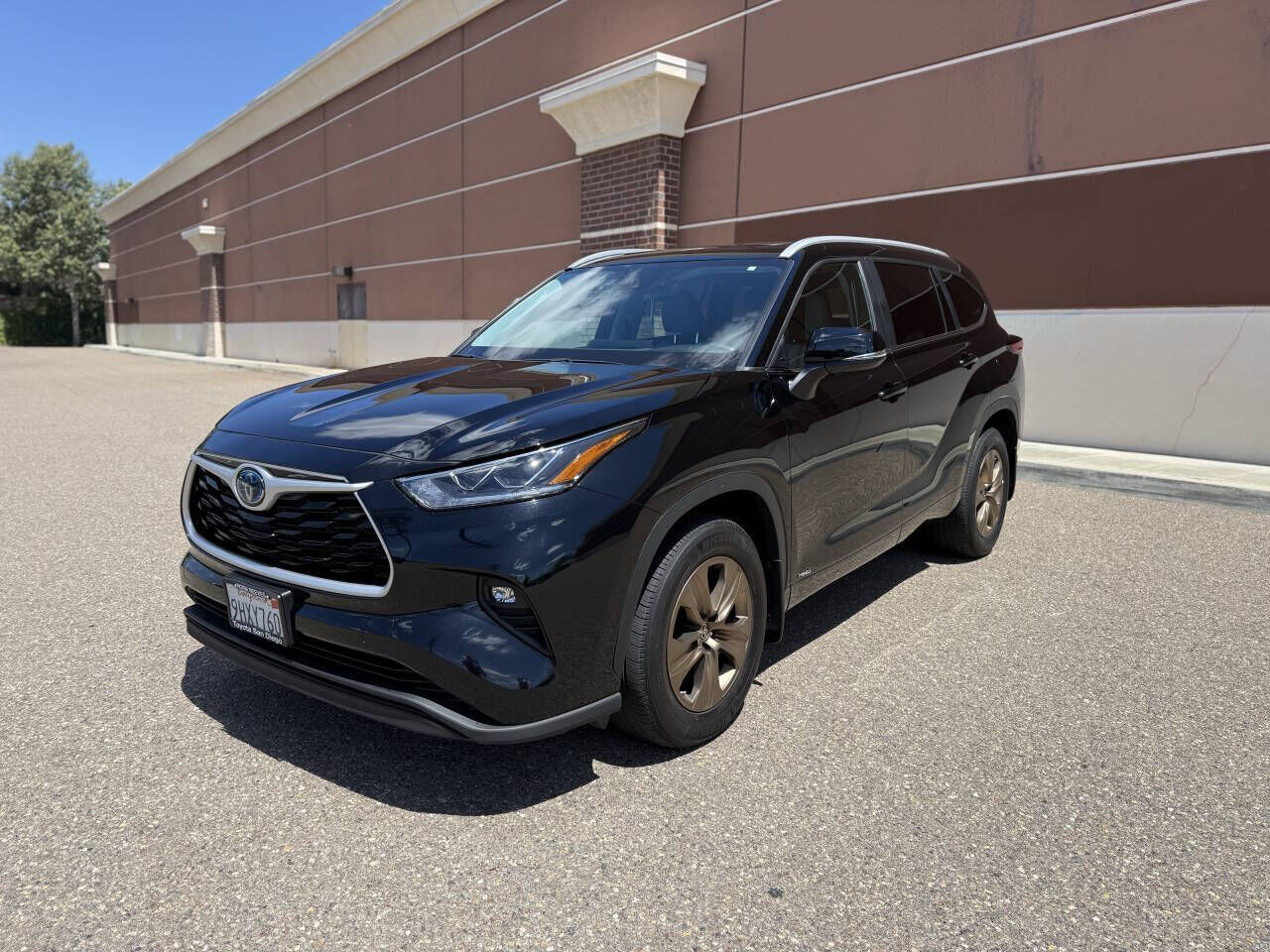 2023 TOYOTA Highlander