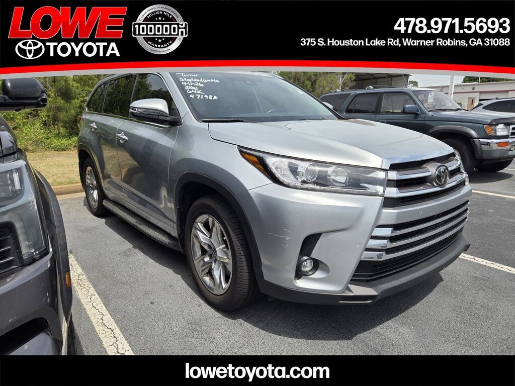 2019 TOYOTA Highlander