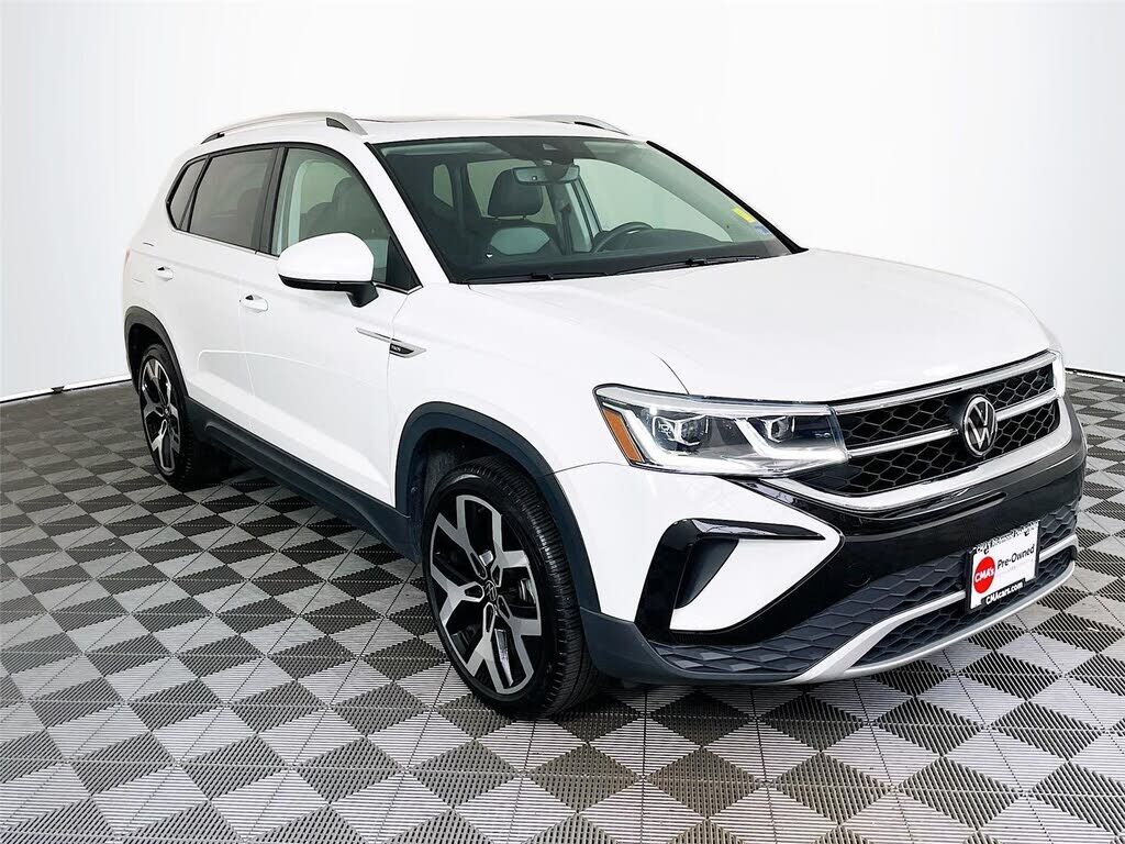 2022 VOLKSWAGEN Taos