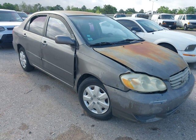 2004 TOYOTA Corolla