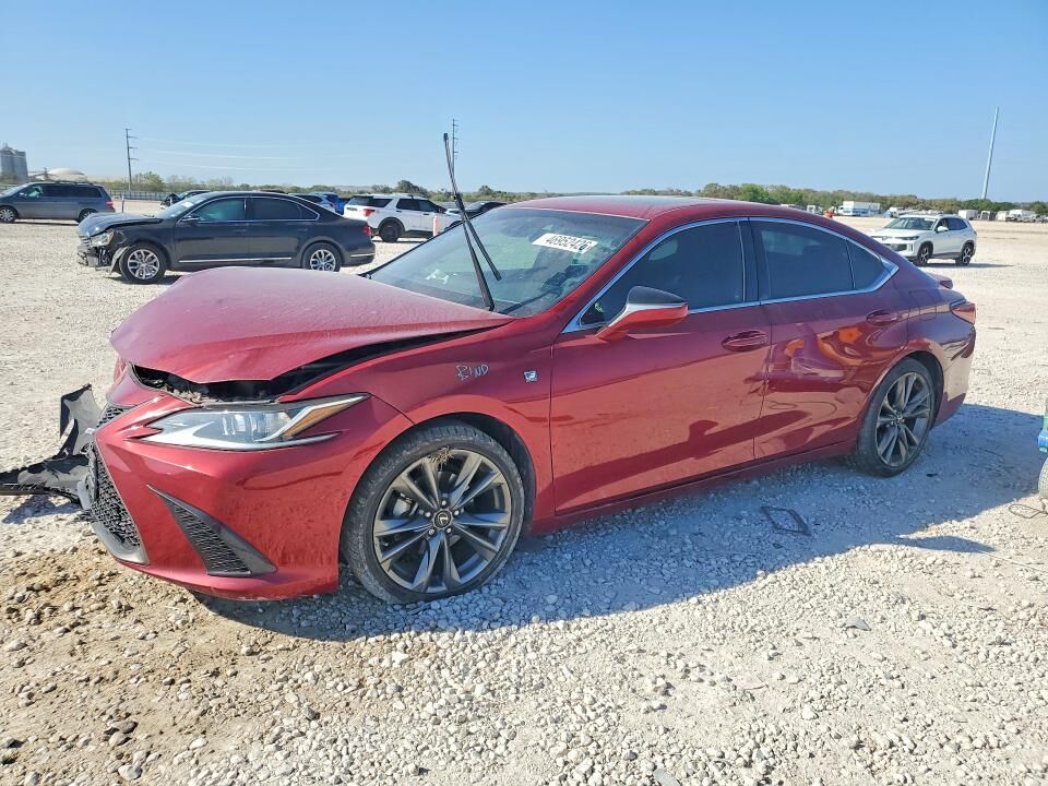 2019 LEXUS ES