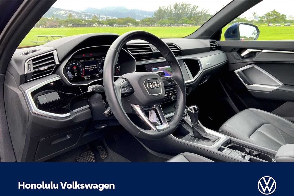 2022 Audi Q3