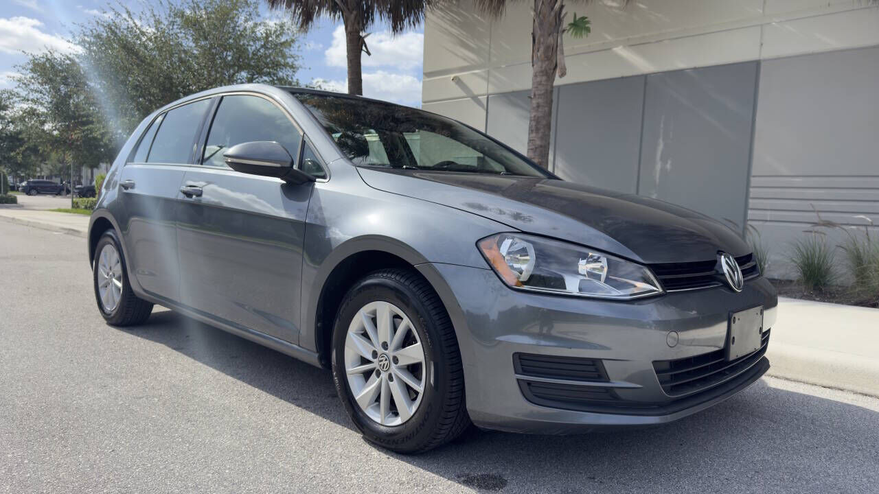 2015 VOLKSWAGEN Golf