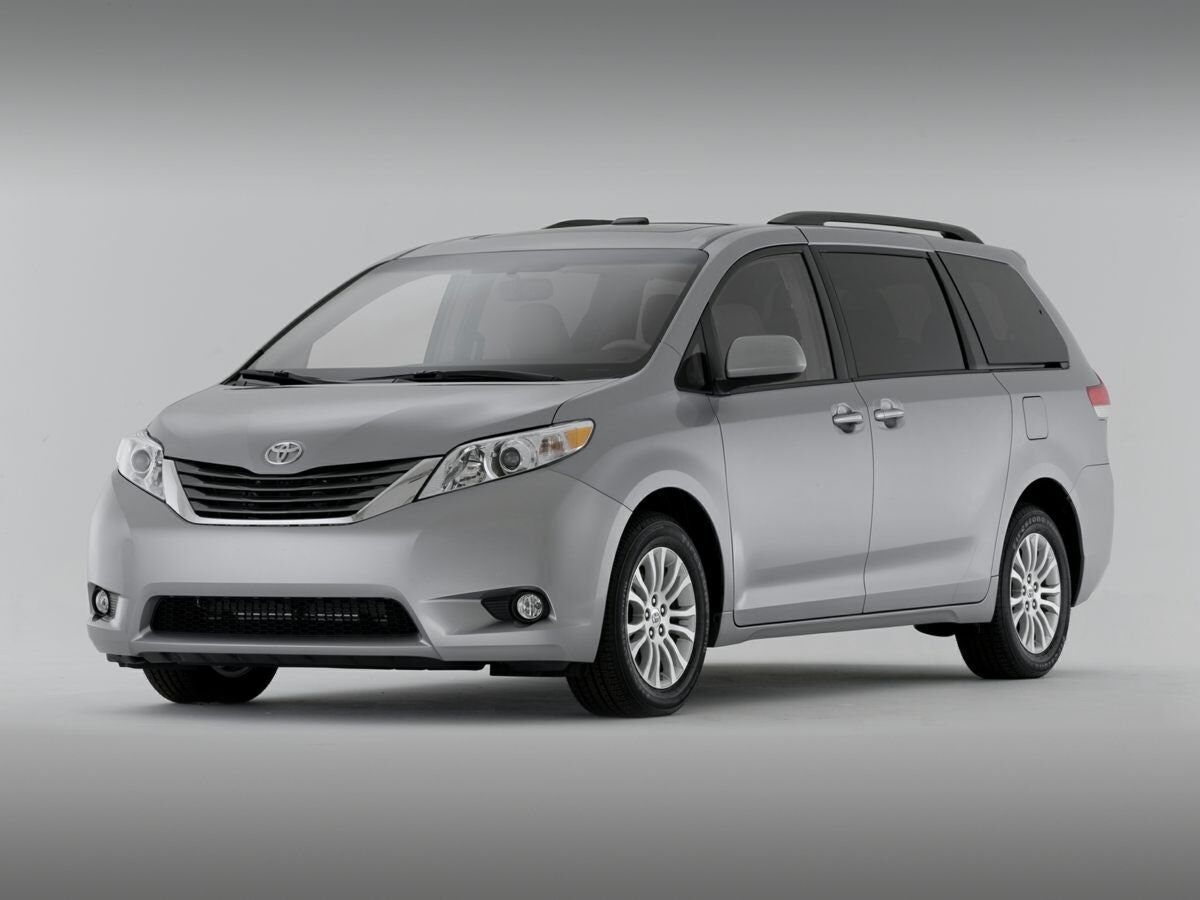 2014 TOYOTA Sienna